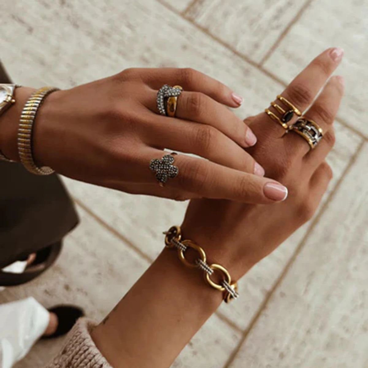 Caitlyn Minimalist Chain Bracelet