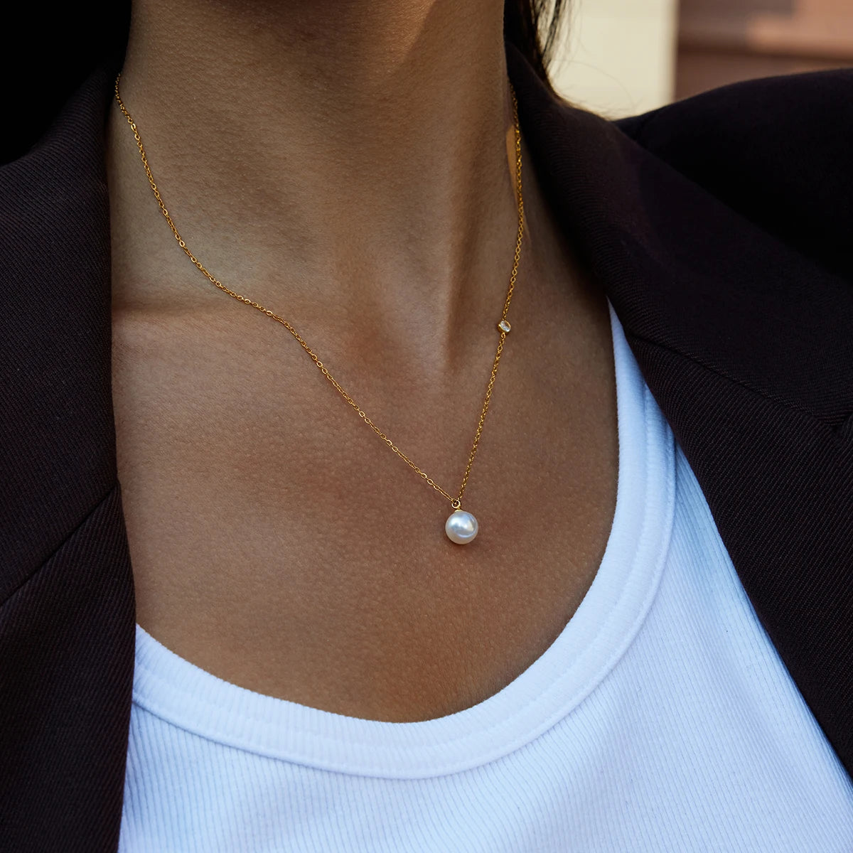 Kika Elegant Pearl Pendant Necklace White Round Zircon