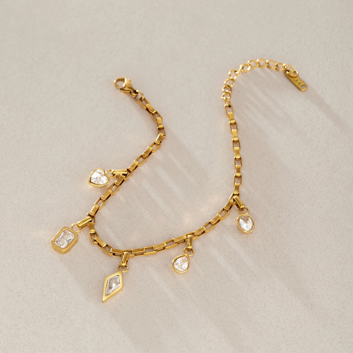 Kika Geometric Zircon Charms Bracelet 18K Gold PVD Plated Stainless Steel Bracelet 316L
