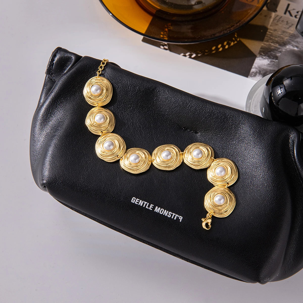 Kika Elegant Classic Minimalist 18K Gold Color Plated Inlay High Brightness Pearl Circular Bracelets