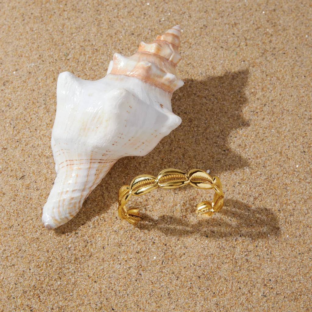 Kika Classic Artificial Tooth Shell Starfish Conch Bracelet