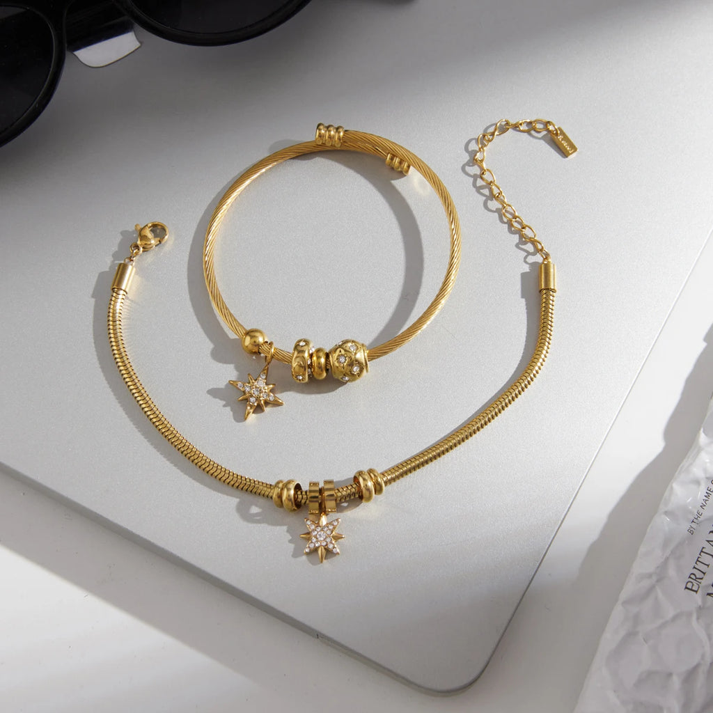 Kika Delicate Crystal Star Charm Bracelet