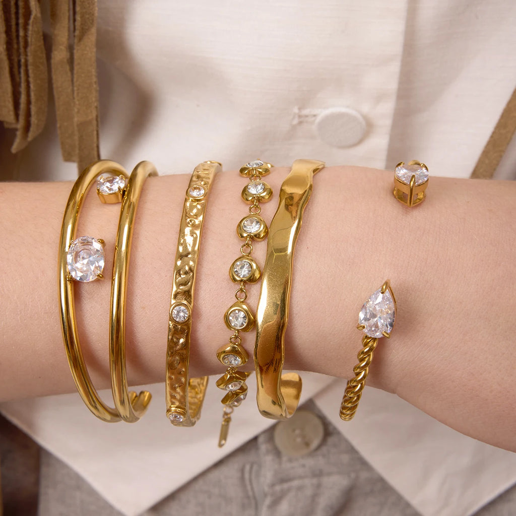 Kika Minimalist Round White Zircon Double Layer Hollow Bracelet