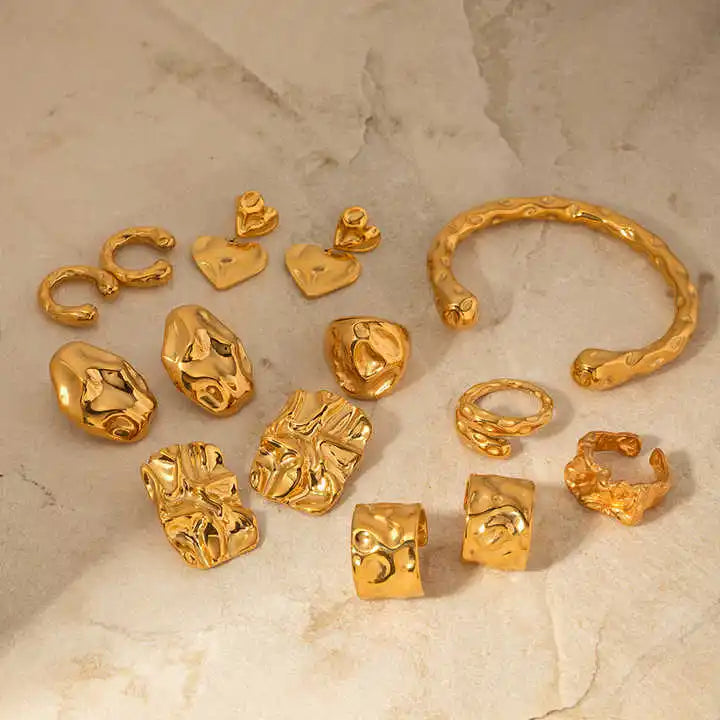 Irregular Square Hammer Heart Earrings