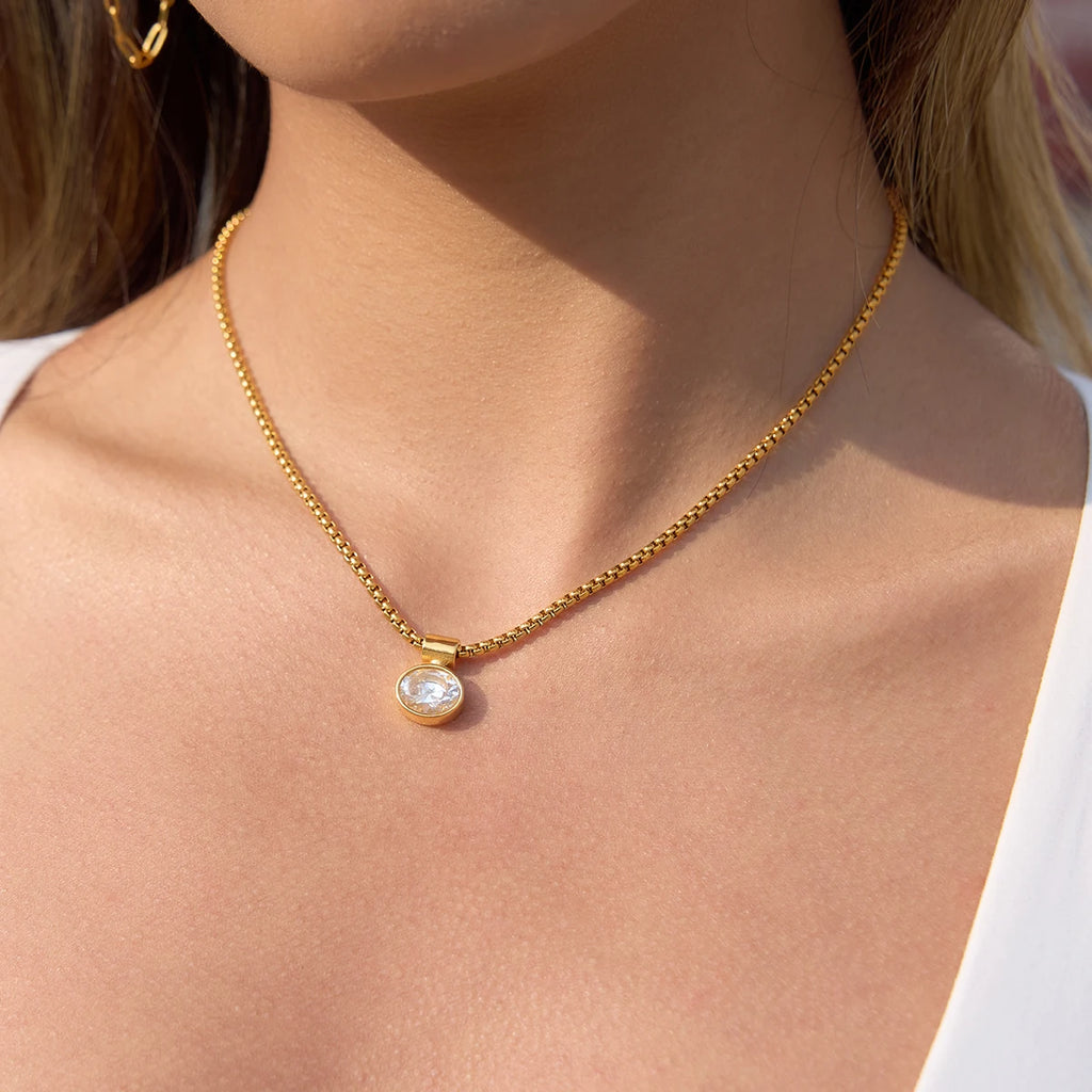 Classic White Egg-Shaped Zircon Pendant Necklace