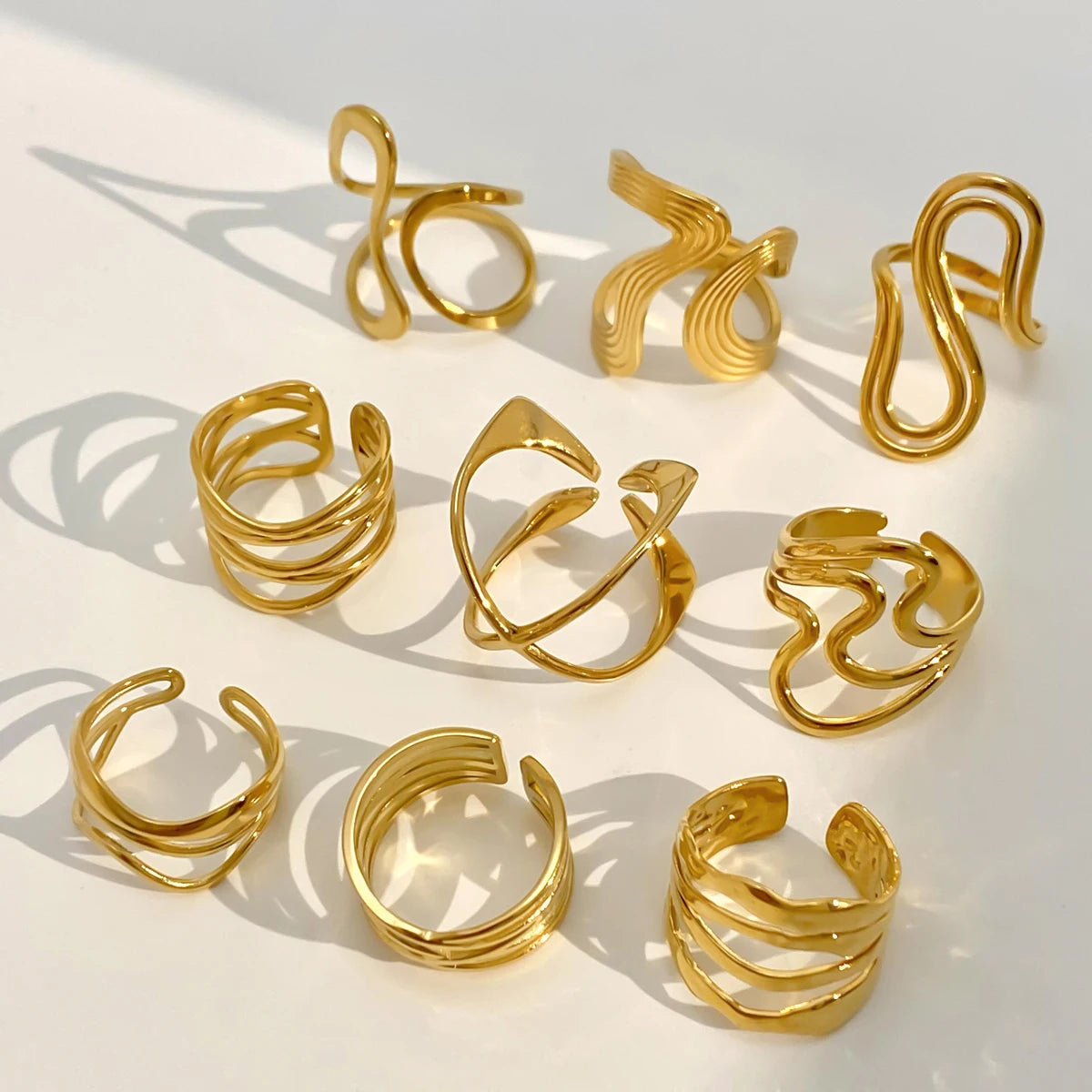 Geometric Open Ring Stacked Irregular