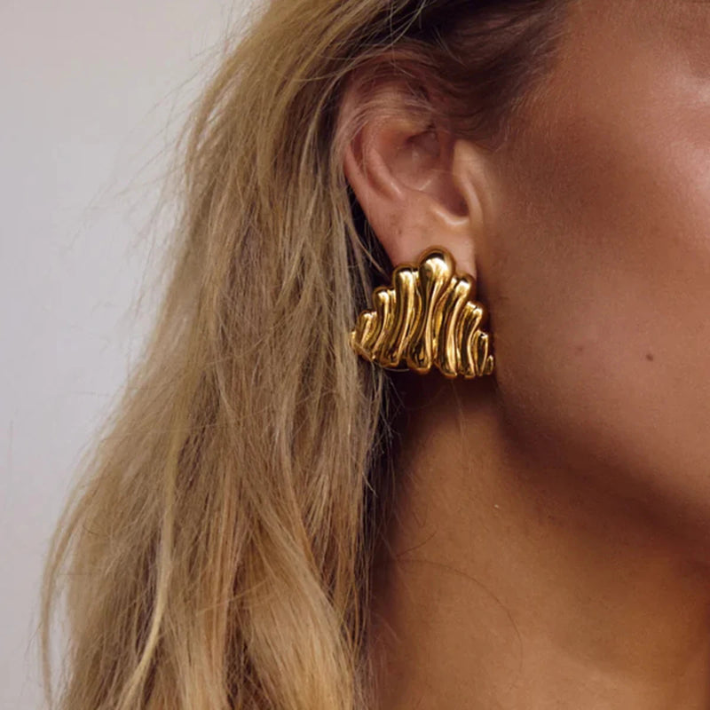 Kika Minimalist Smooth Wave Pattern Geometric Earrings