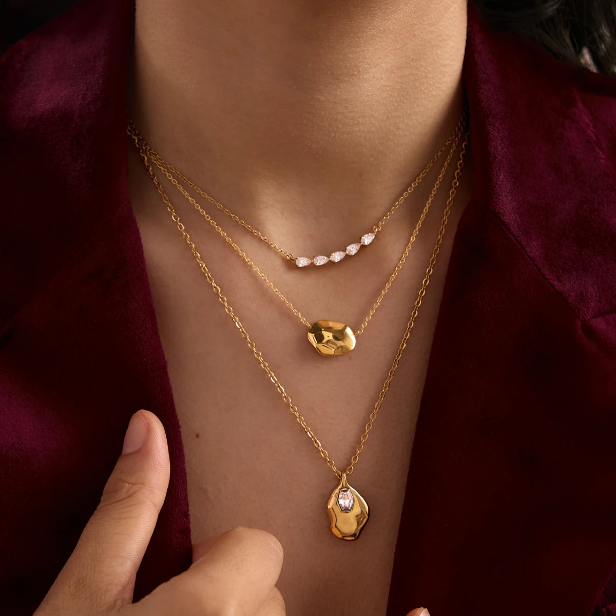 KIKA Classic Geometric Pendant Necklace Stud Earrings PVD 18K Gold Plated Stainless Steel 316L