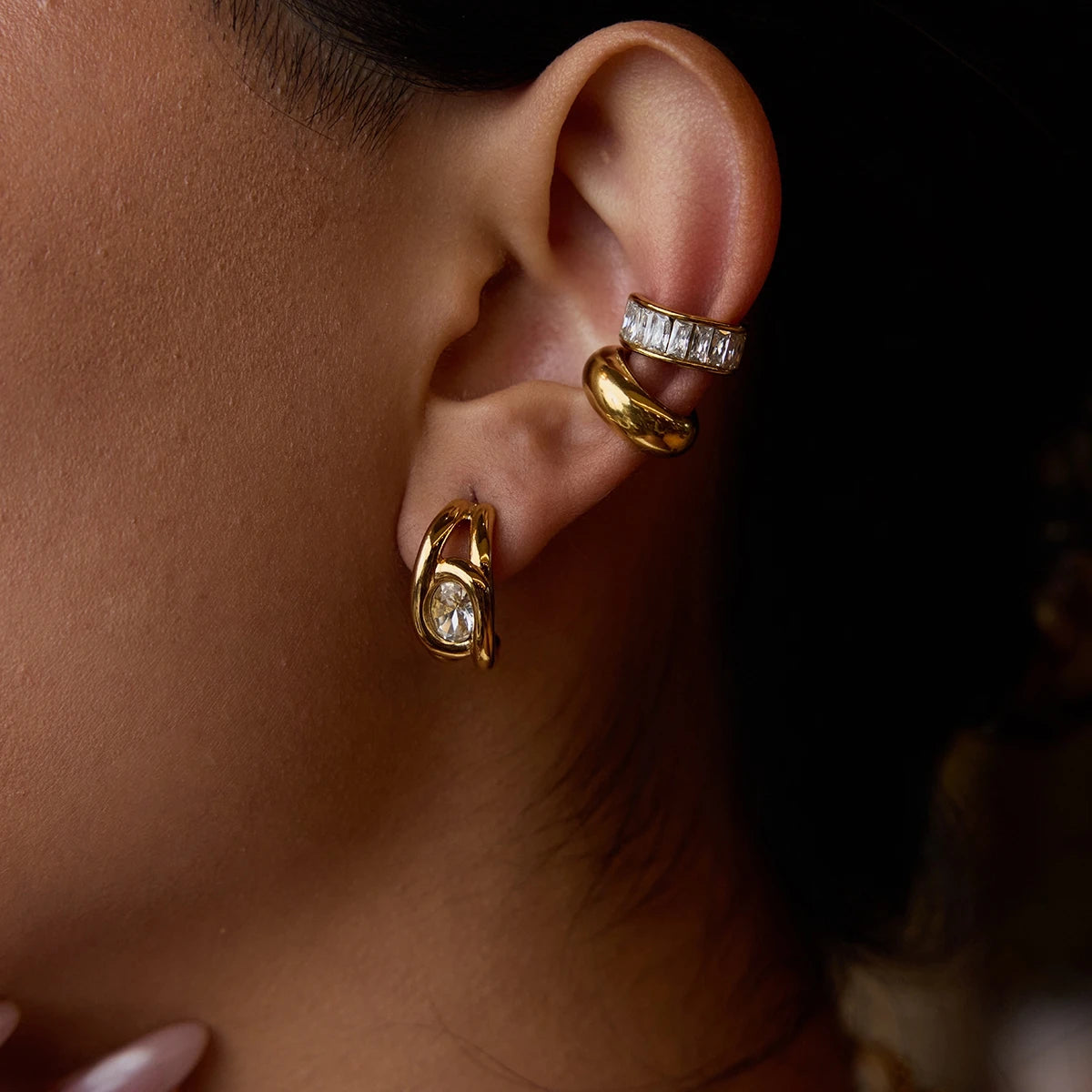 KIKA Minimalist White Zircon C-shaped Earrings 18K Gold Color PVD Plated Stainless Steel 316L Round Earrings