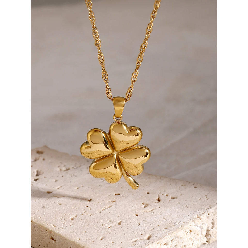 Kika Lucky Flower Pendant  Necklace Rust Proof Waterproo