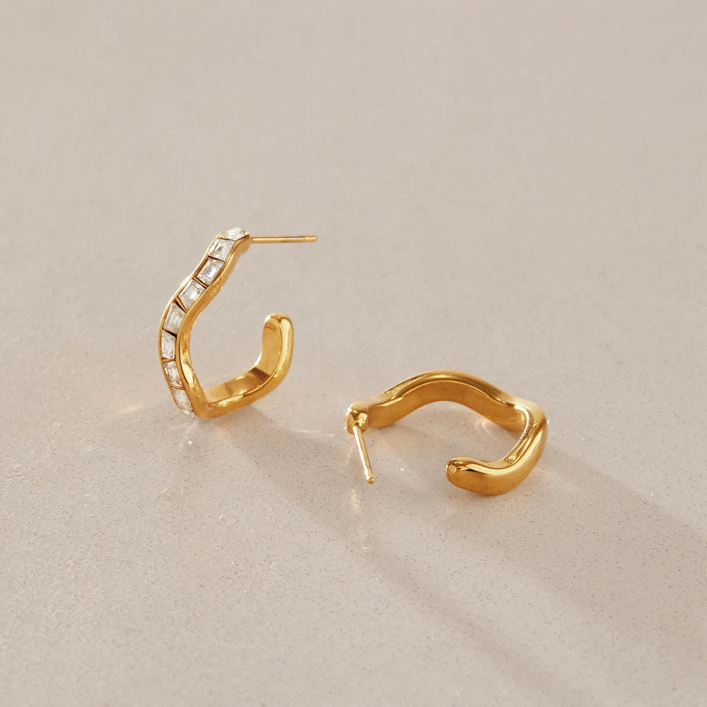 KIKA Elegant Iced Out Crystal Wave Shape Stud Earrings For Women 18K Gold Plated Stainless Steel 316L  Earrings Fashion Jewelry Gift