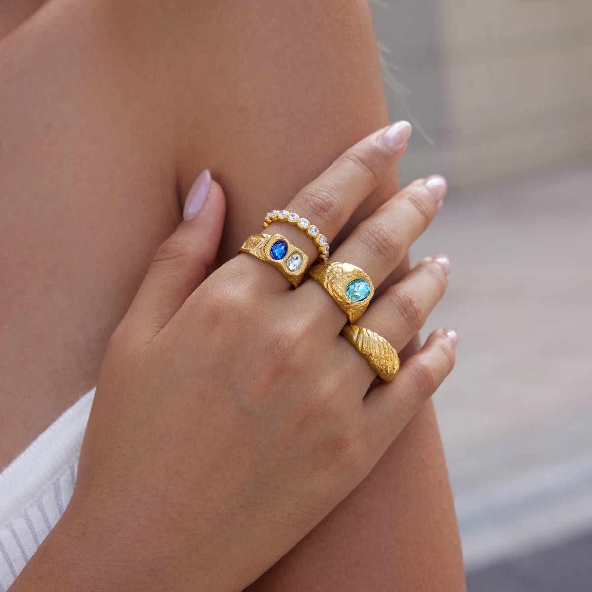 Kika Elegant Blue Crystal Chunky Rings 18K Gold PVD Plated Stainless Steel 316l