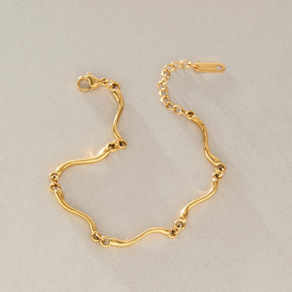 KIKA Classic Wave Shape Chain Bracelet For Women Minimalist 18K Gold PVD Plated Stainless Steel Bracelet Fashion Jewelry Gift