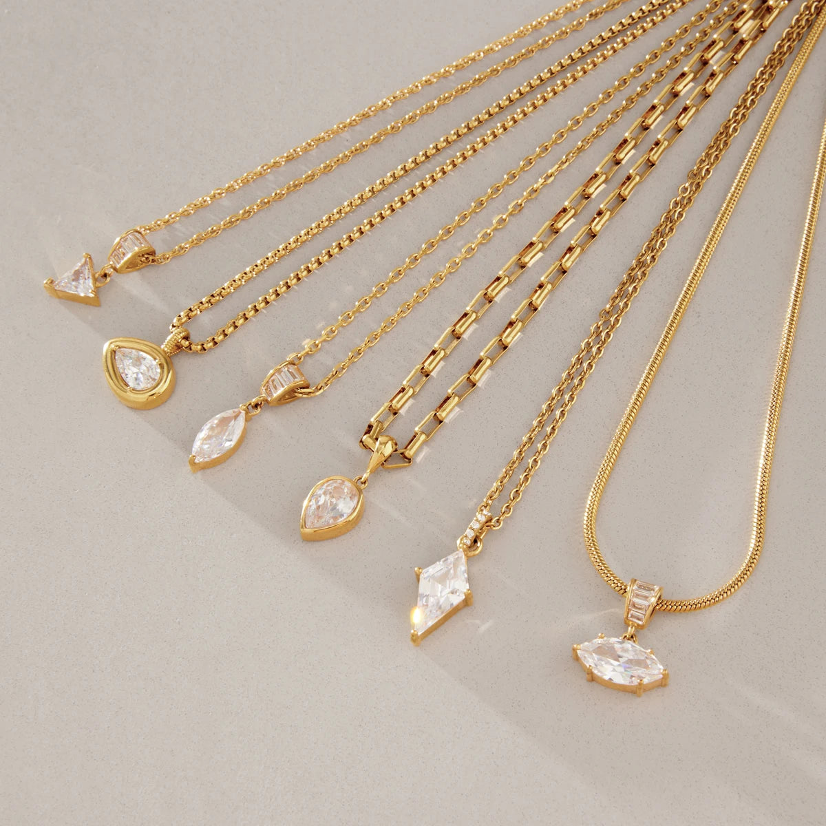 Kika Elegant Zircon Pendant Necklace Minimalist 18K Gold PVD Plated Stainless Steel 316L