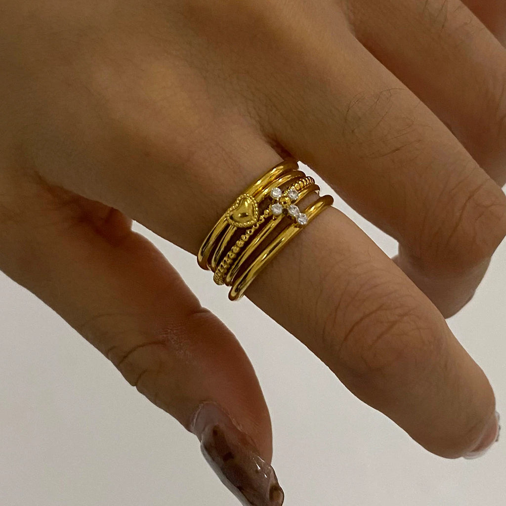 Kika Minimalist Zircon Ribbed Flower Stackable Ring