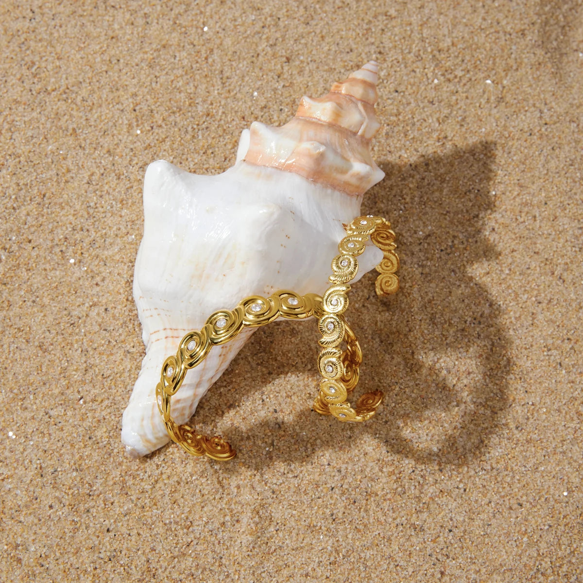 Kika Delicate Gold Color Spiral Conch Opening Bracelet