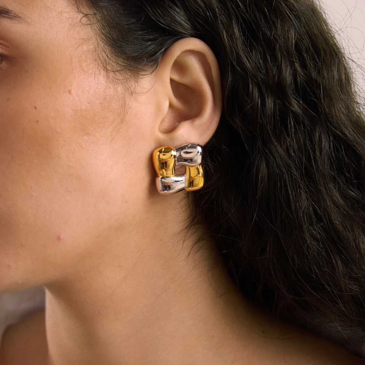 Kika Geometric Hollow Square Stud Earrings Minimalist 18K Gold Plated Stainless Steel 316L