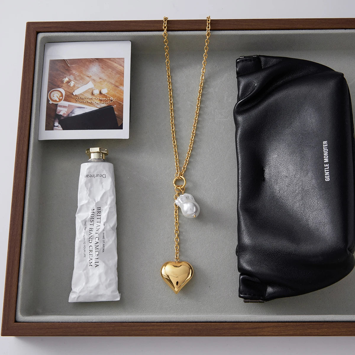 Kika Classic Trendy 18K Gold Color Plated Irregular Pearl Heart Pendant Tassel Y-Shape Necklace