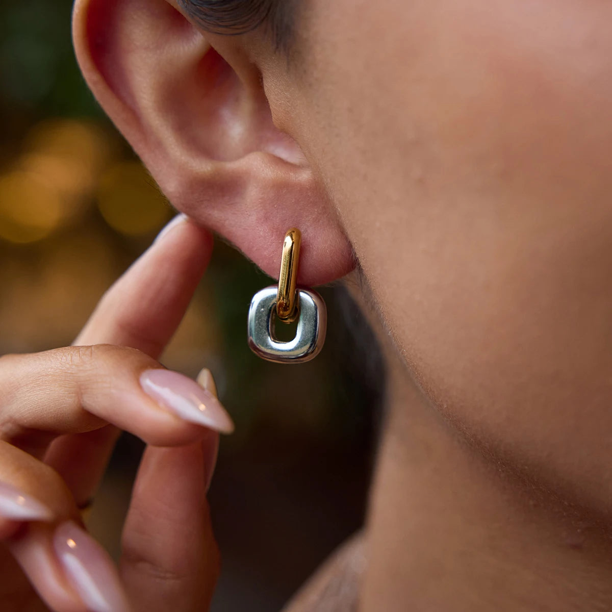 KIKA Minimalist Gold And Silver Color-Block Oval-Shaped Spliced Earrings PVD Gold Plated Stainless Steel 316L