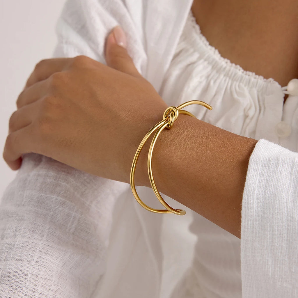 Kika Double-layer Twisted knot Design Bracelet