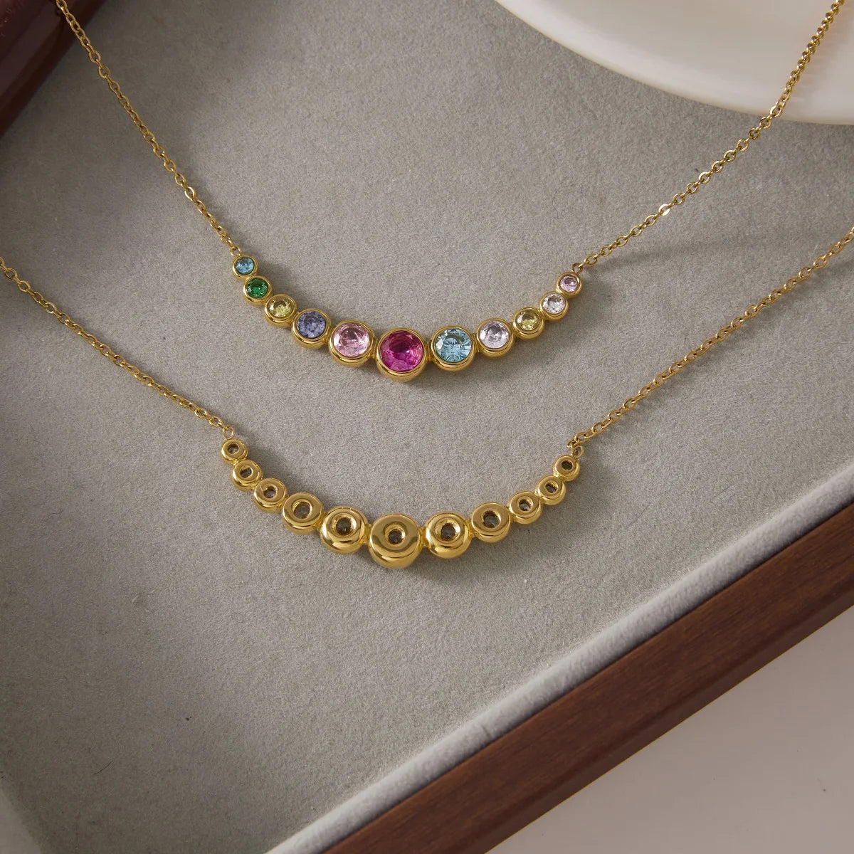 Kika Delicate Colored Circular Zircons Gradient Smiling Face Necklace