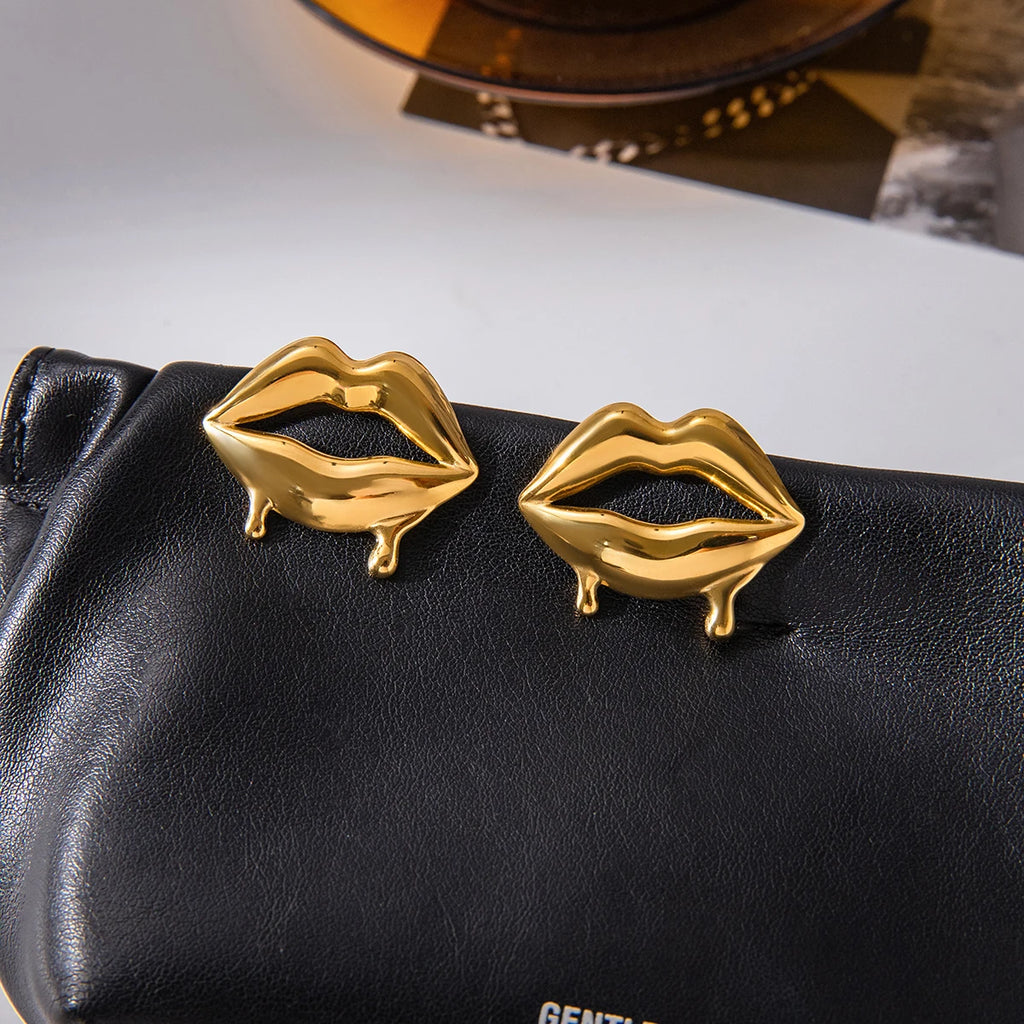 Kika Sweet And Romantic 18K Gold Liquid lip Shape Design Earrings