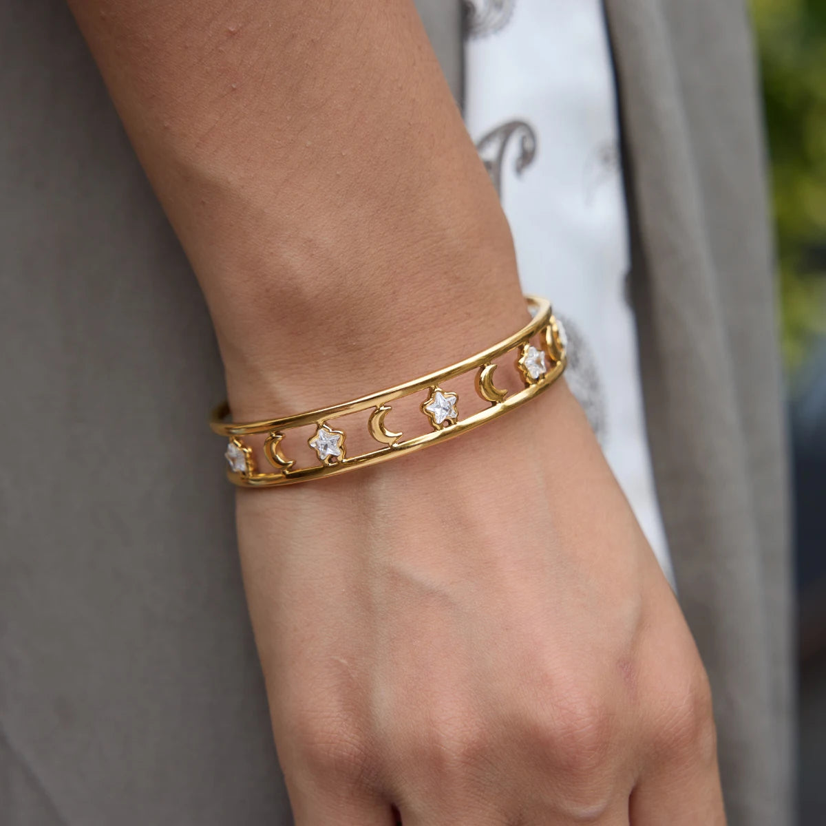 Kika Round Heart Star Zircon Cuff Bracelet For Women Multilayer 18K Gold Plated Stainless Steel Open Bangle Fashion Jewelry