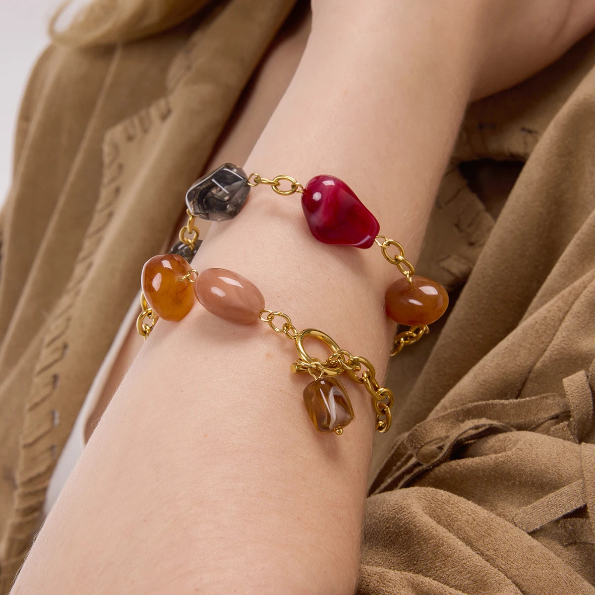 Kika Vintage Colored  Resin Pendant Bracelet