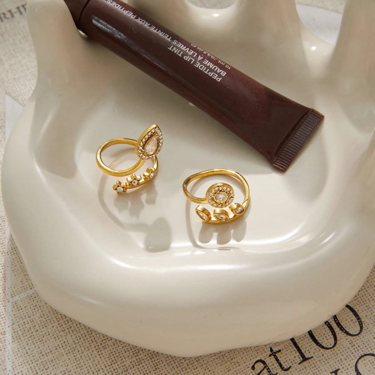 Kika Delicate Geometric Zircon Open Rings