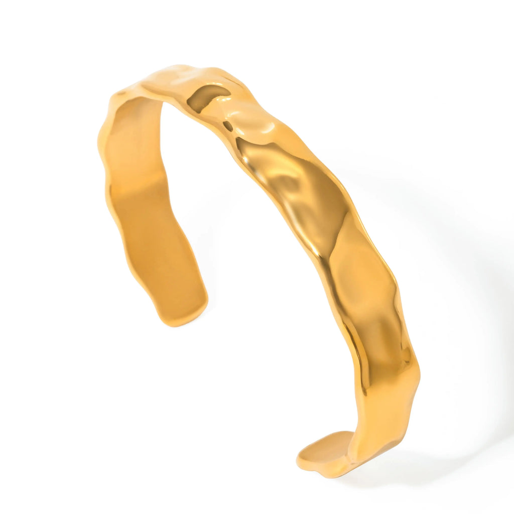 Kika Minimalist Gold Color Tarnish Free Fashion Stainless Steel Bangle Bracelet