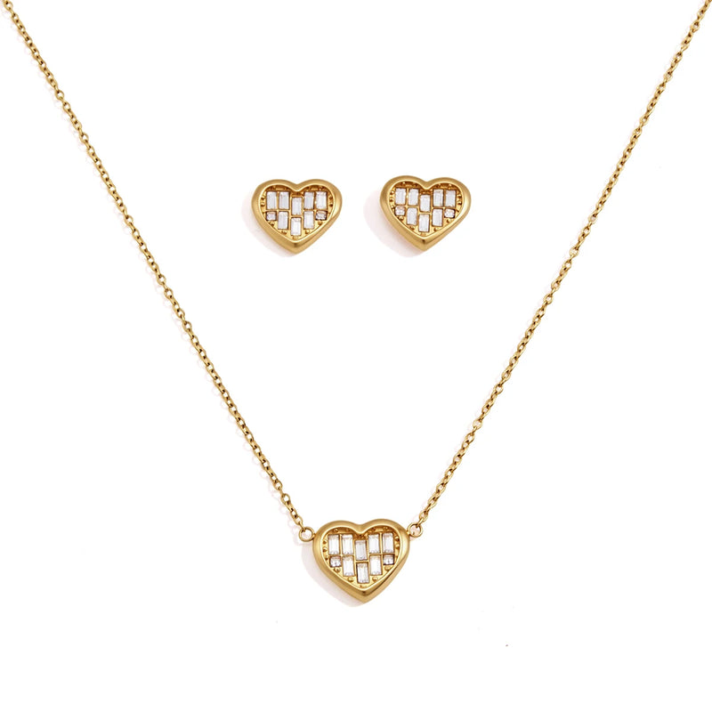 KIKA Romantic Crystal Heart Necklace  PVD Plated Stainless Steel 316L
