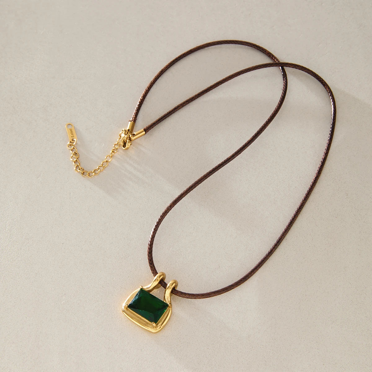 KIKA Elegant Green Zircon Pendant Rope Chain Necklace For Women 18K Gold PVD Plated Stainless Steel Necklace Fashion Jewelry