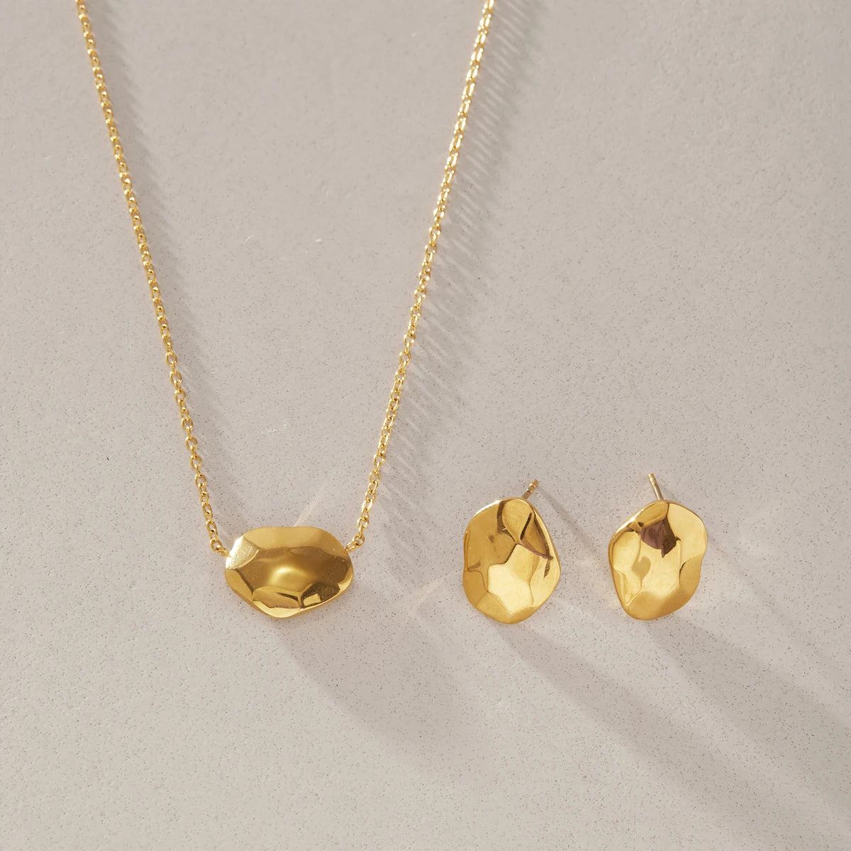 KIKA Classic Geometric Pendant Necklace Stud Earrings PVD 18K Gold Plated Stainless Steel 316L