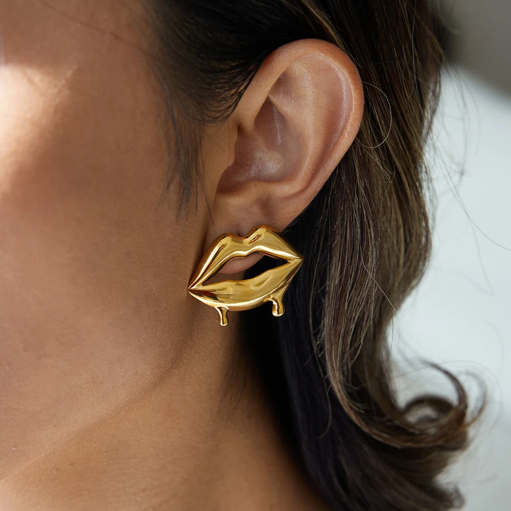Kika Sweet And Romantic 18K Gold Liquid lip Shape Design Earrings