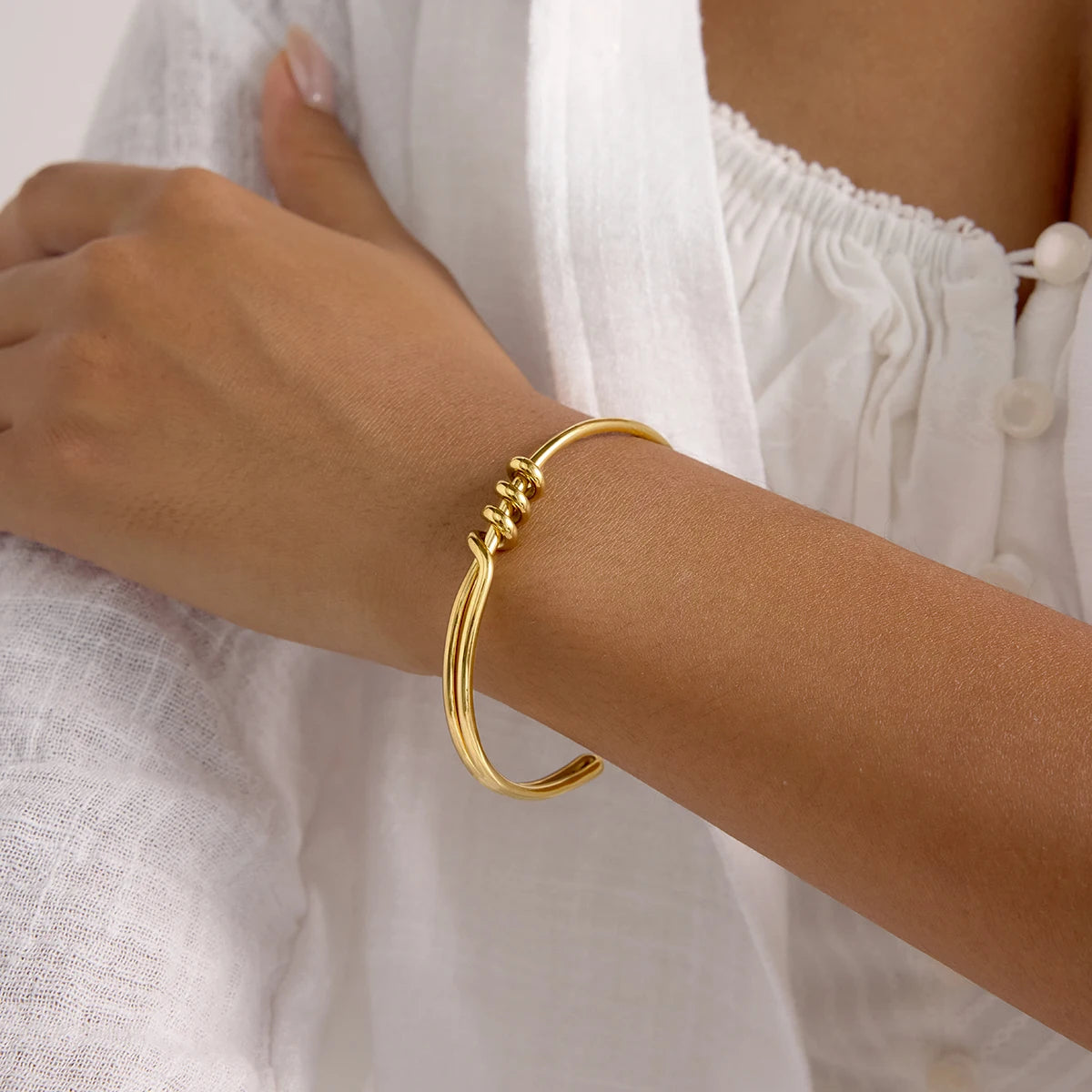 Kika Double-layer Twisted knot Design Bracelet