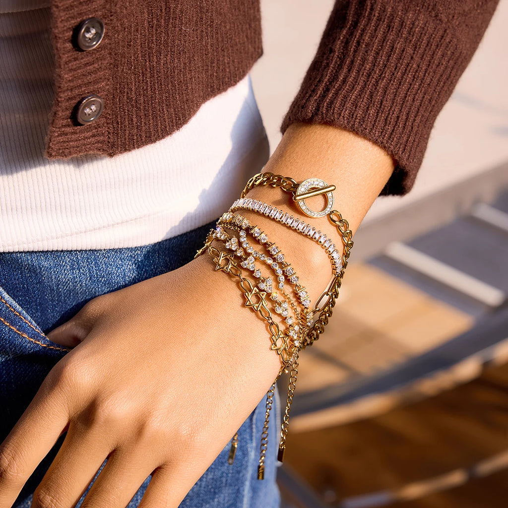 KIKA Classic Hollowed-Out Five-Pointed Star Bracelet For Women Delicate 18K GoldPVD Plated Stainless Steel 316L Layer Bracelets