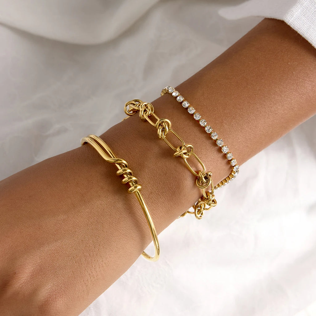 Kika Double-layer Twisted knot Design Bracelet