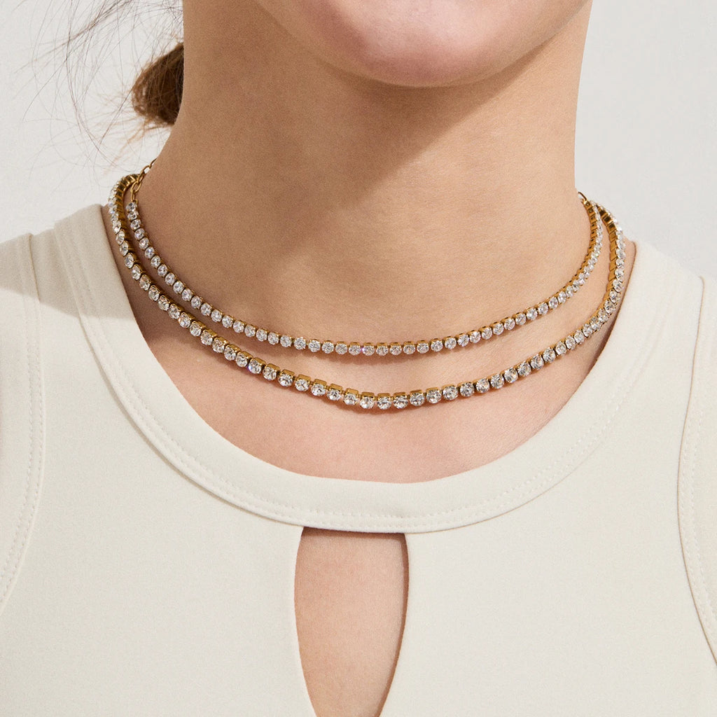 Kika Minimalist White Round Zircon Pendant Necklace