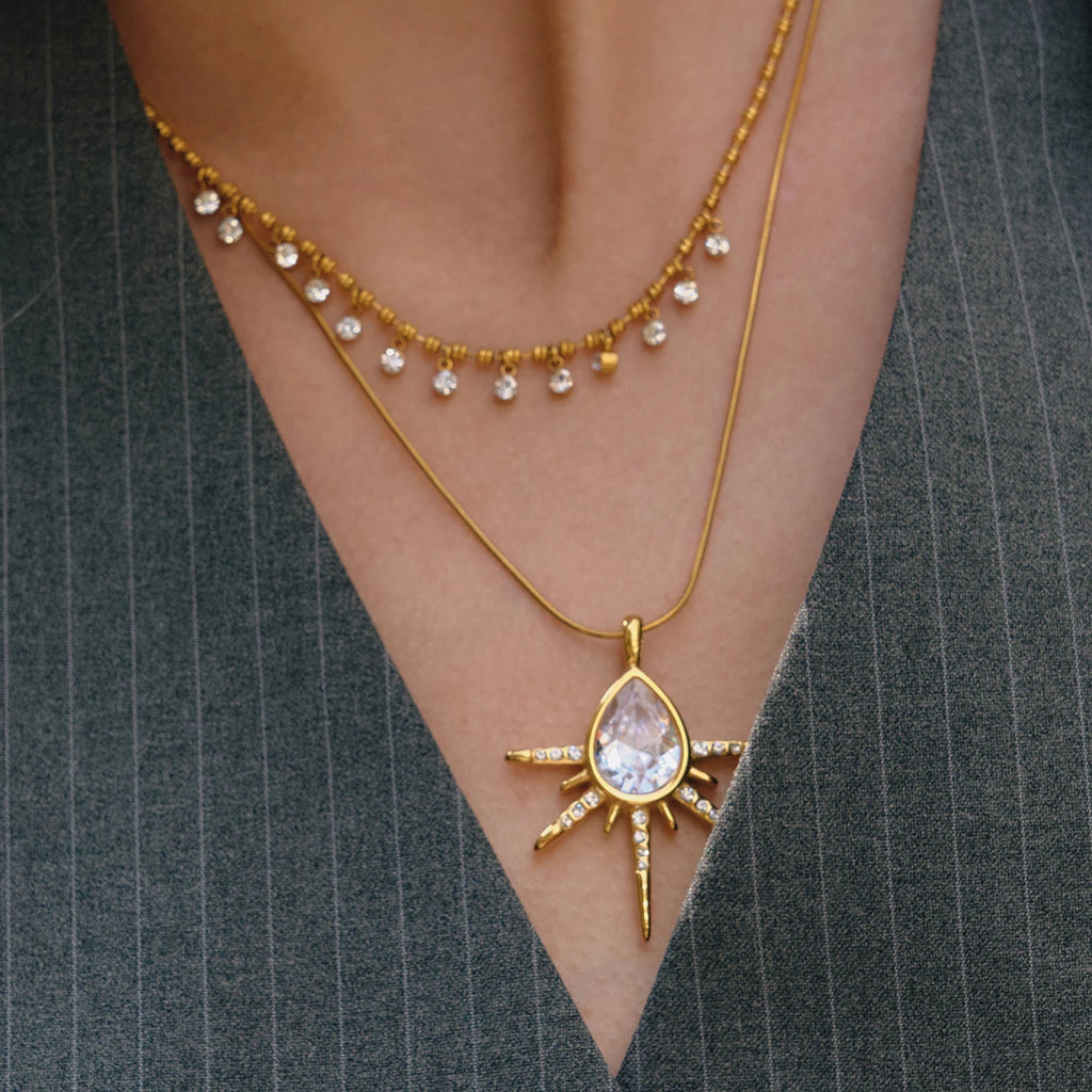 Kika White Drop-Shaped Zircon Star Pendant With Snake Bone Chain