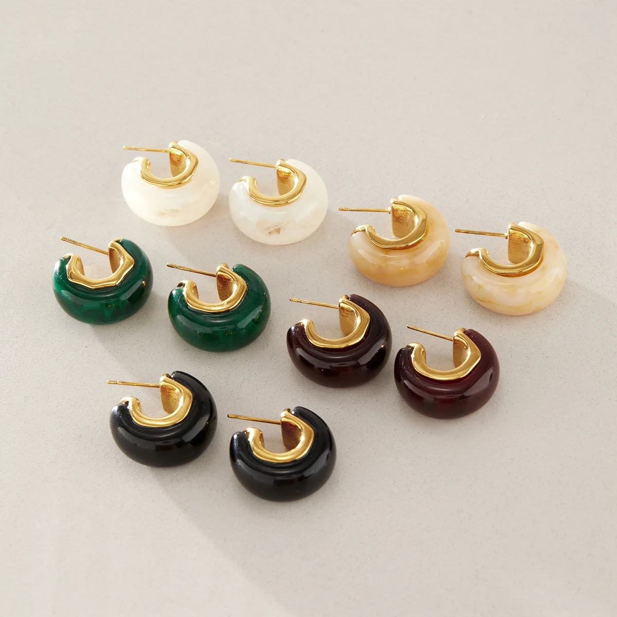 KIKA Vintage Chunky C Shape Resin Stud Earrings For Women 18K Gold PVD Plated Stainless Steel 316L