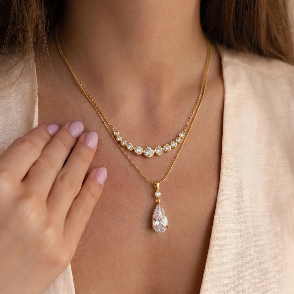 Kika Delicate Colored Circular Zircons Gradient Smiling Face Necklace