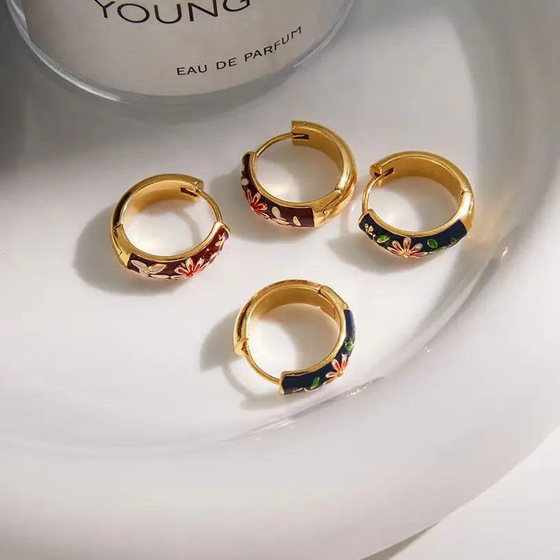 Kika Vintage Enamel Daisy Hoop Earrings