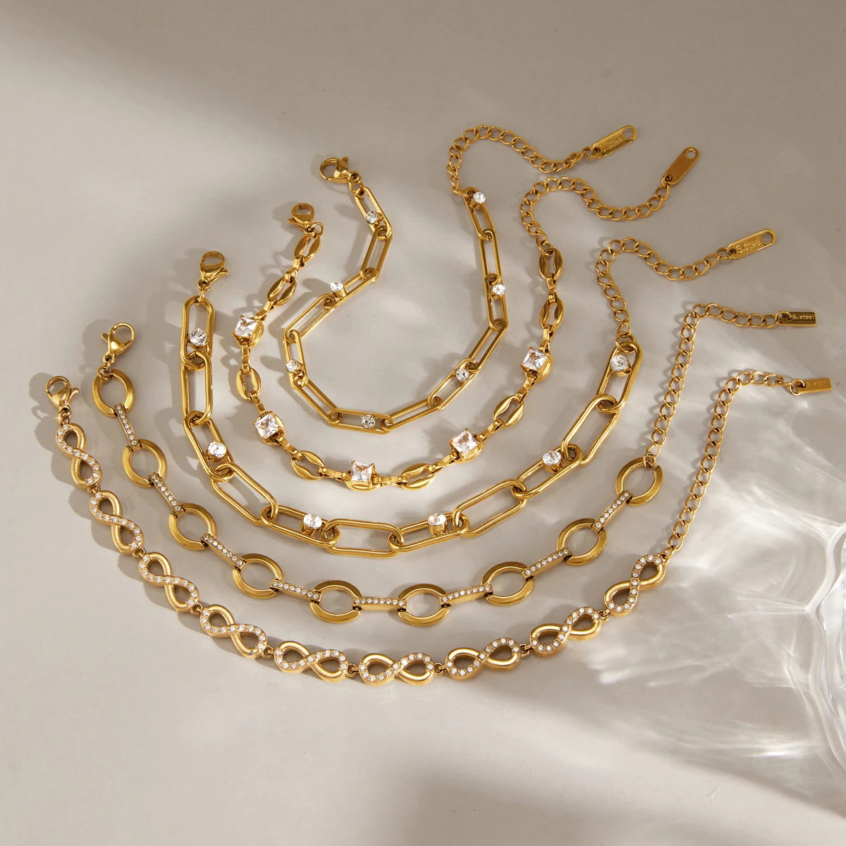 Kiak Classic Geometric Chain Bracelet 18K Gold PVD Plated Stainless Steel 316L