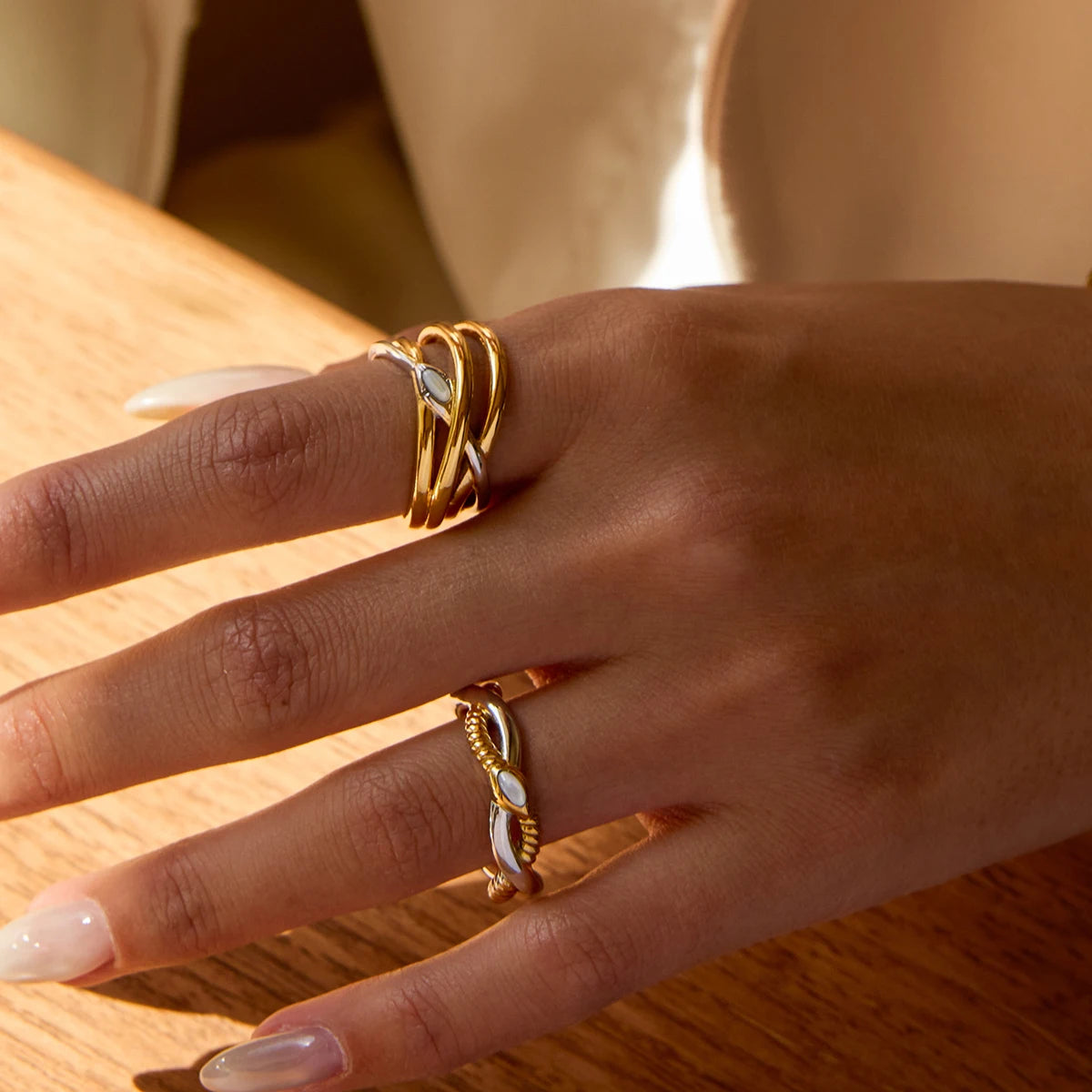 KIKA Minimalist Two Tone Serpentine Ring Stainless Steel 316Le