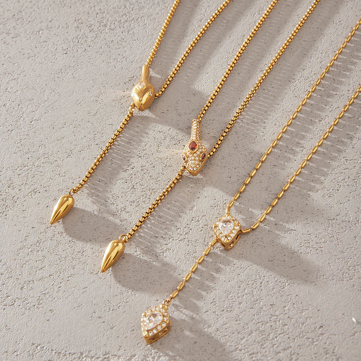 Kika  Classic Snake Shape Adjustable Chain Necklace Gold PVD Plated Stainless Steel Necklace 316L
