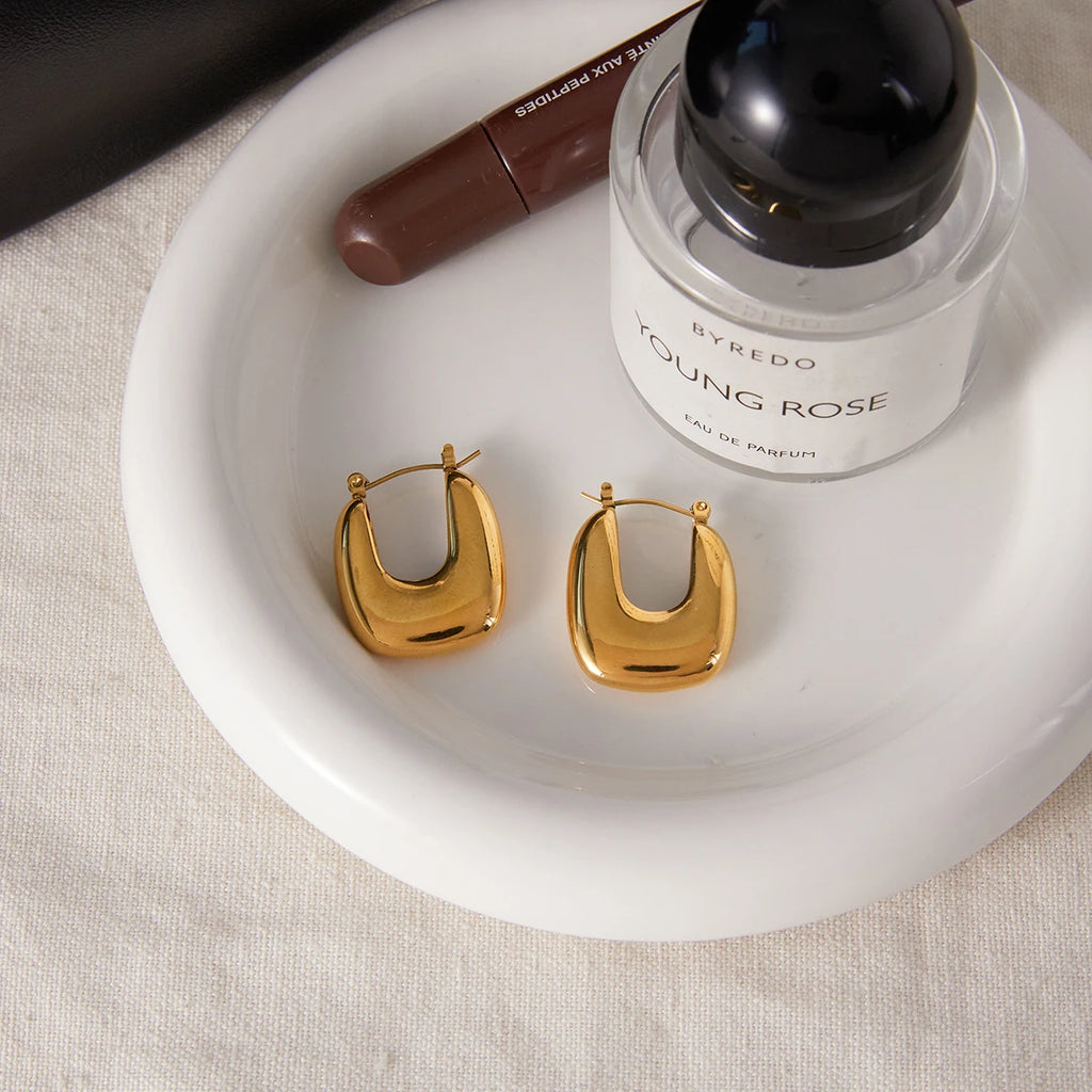 Classic Smooth Geometry U-Shaped Earrings