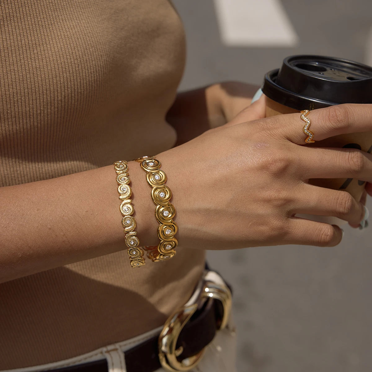 Kika Delicate Gold Color Spiral Conch Opening Bracelet