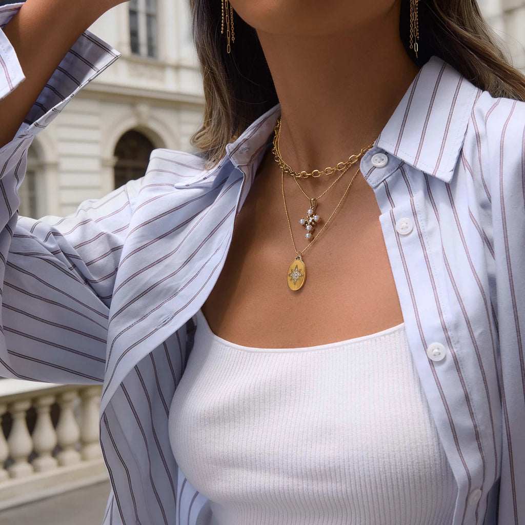 Kika Crystal Star Oval Pendant Necklace Minimalist 18K Gold PVD Plated Stainless Steel 316L