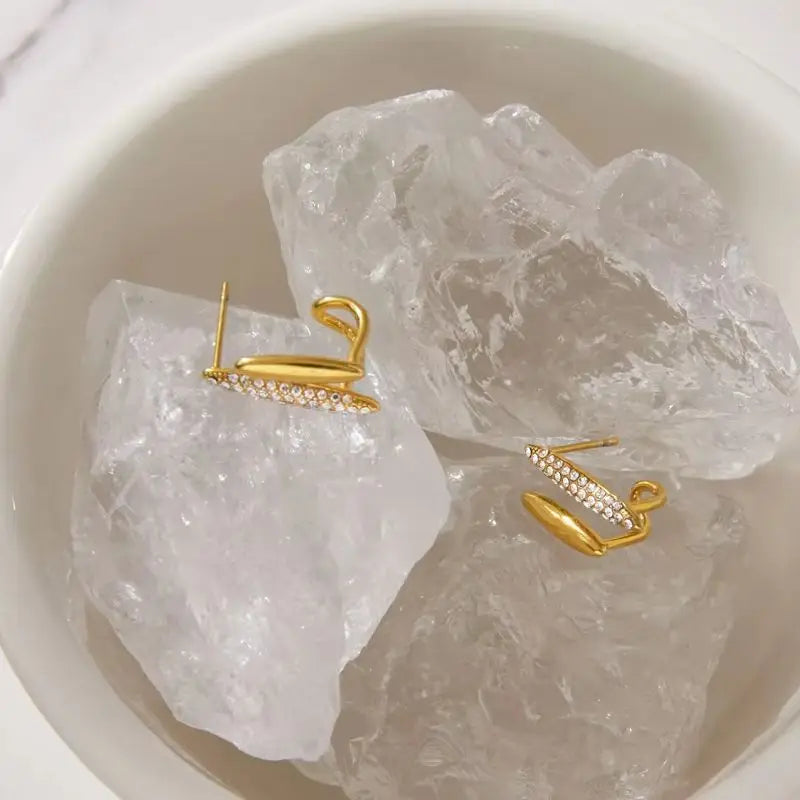 Kika Delicate Double Layered Lines Design Earrings