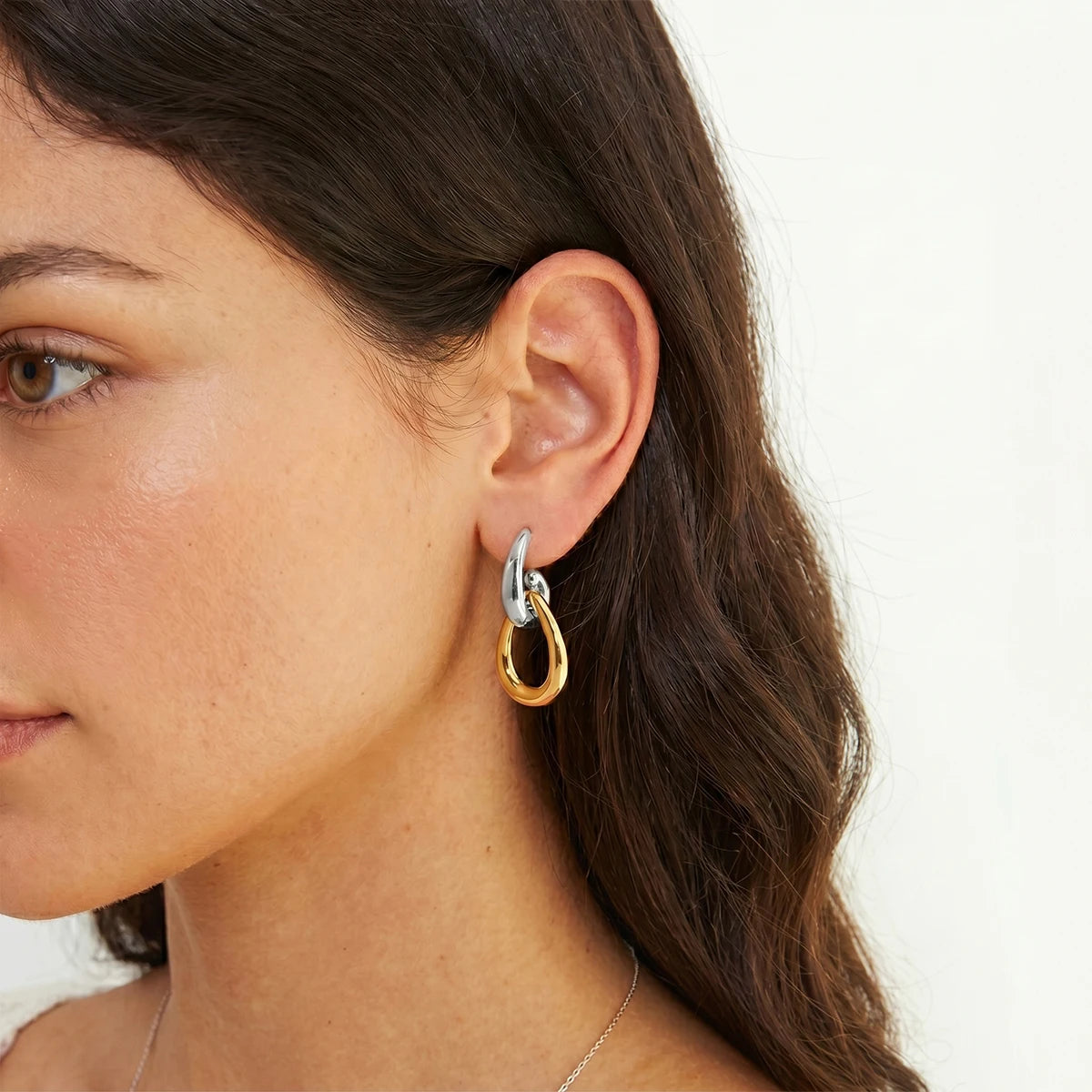 Kika Classic Hollow Water Drop Earrings